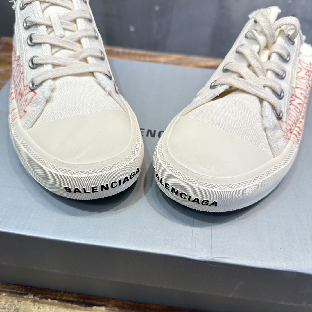 Balenciaga Slippers